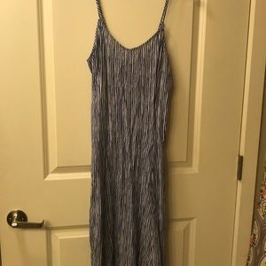 Old Navy women’s dress. Size small